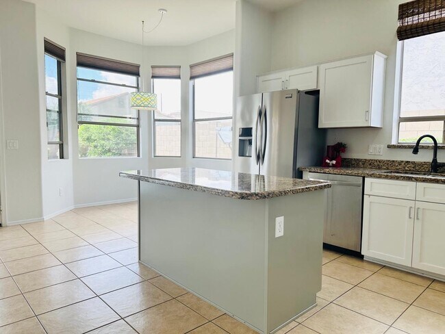 Building Photo - 21546 N 72nd Way