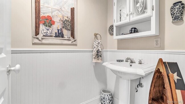 Building Photo - 1557 Millstone Rd