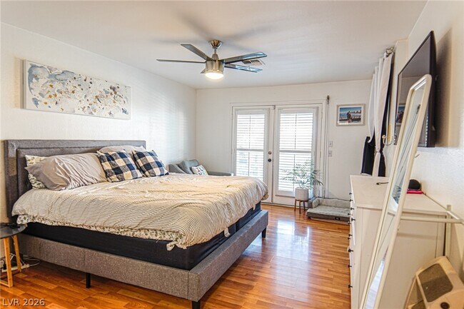 Building Photo - 9009 Feather River Ct
