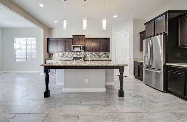 Building Photo - 4617 E Walter Way