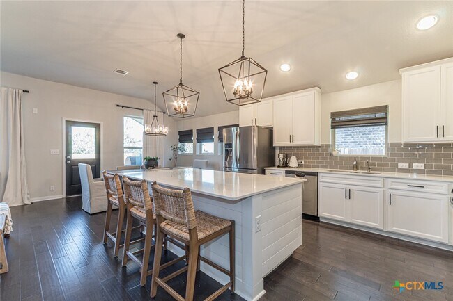 Building Photo - 2745 Ridge Forest Dr