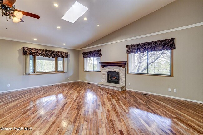 Building Photo - 611 Heather Brook Cir