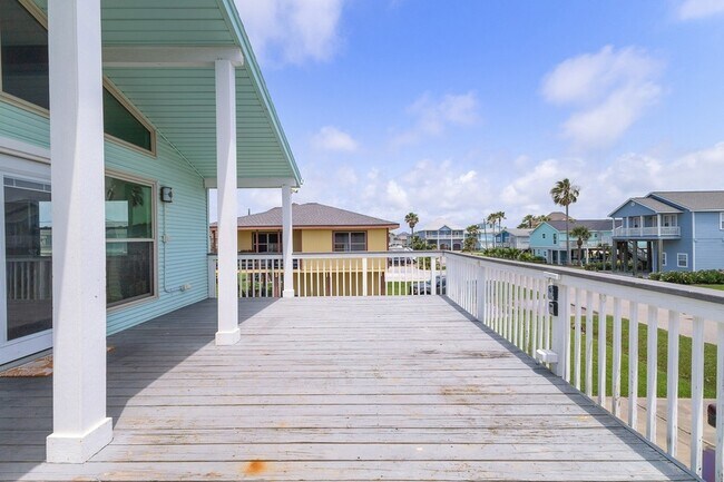Building Photo - 4014 Kent Dr