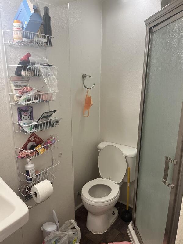 Building Photo - 240 W Lakelawn Pl