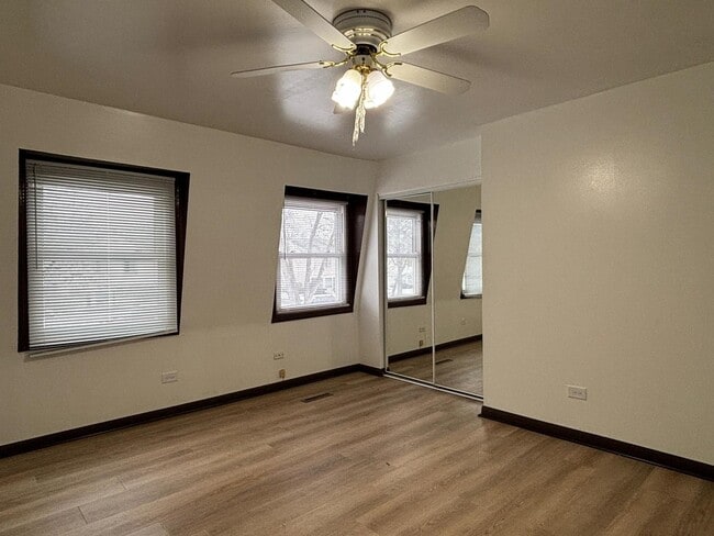 Building Photo - 128 S Hale Ave