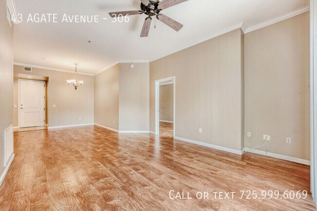 Building Photo - 43 E Agate Ave