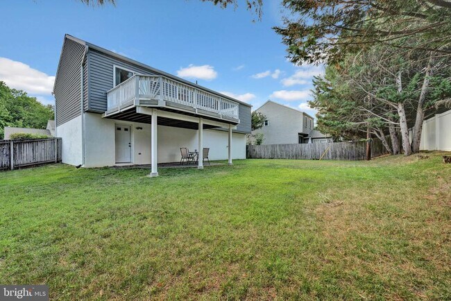 Building Photo - 350 Long Meadow Way