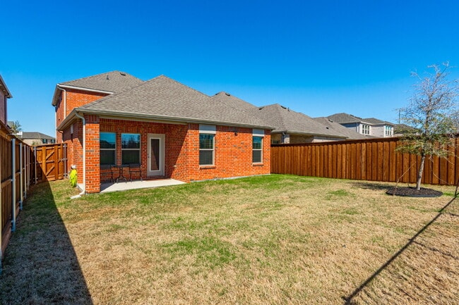 Building Photo - Beautiful 4 Bedroom Home in Spiritas Ranch Near Lake Lewisville