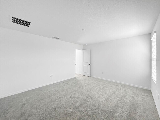 Building Photo - 17600 Shirewood Wy