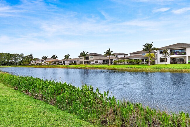 Building Photo - 8561 Crystal Downs Ave