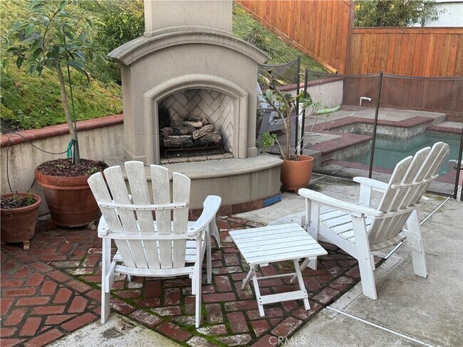 Building Photo - 6951 Lawn Haven Dr