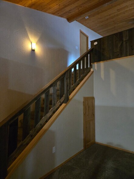 Building Photo - 16 Magstadt Ln