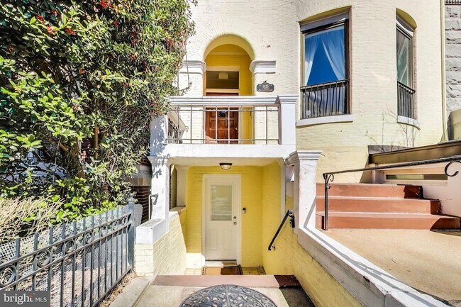 Building Photo - 1625 S Street NW Unit 1
