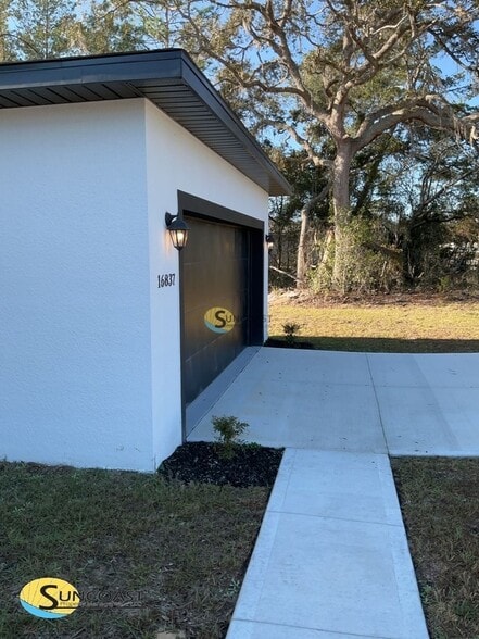 Building Photo - 16837 SW 47th Court Rd