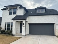 Building Photo - 2029 Dovedale Dr