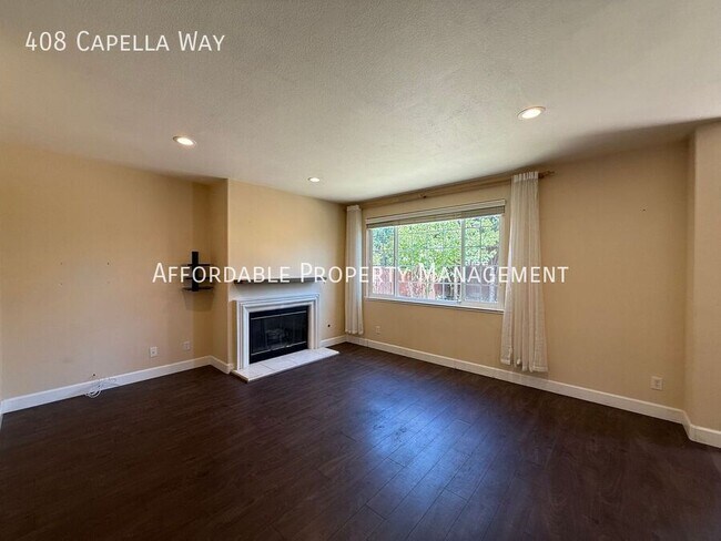 Building Photo - 408 Capella Way