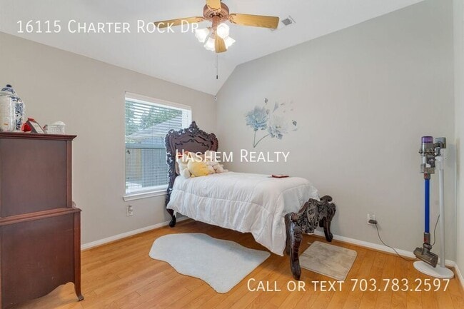 Building Photo - 16115 Charter Rock Dr