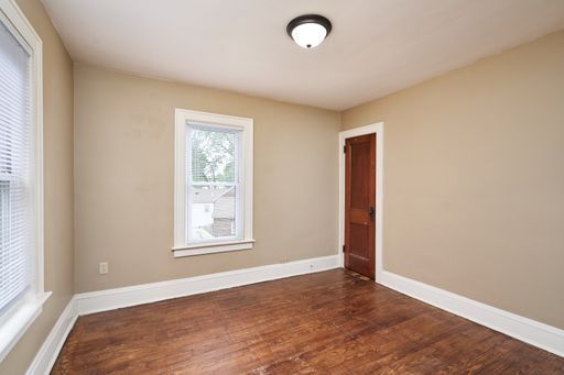 Building Photo - East Akron 3 Bed Home Available (Open to S...