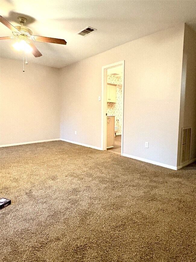 Building Photo - 14213 Lost Meadow Ln