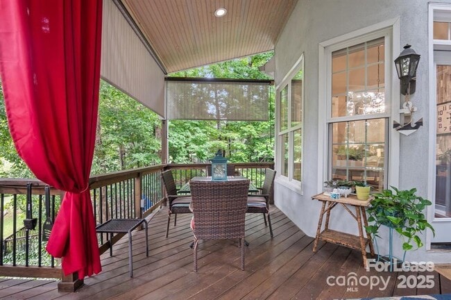 Building Photo - 16308 Autumn Creek Ct
