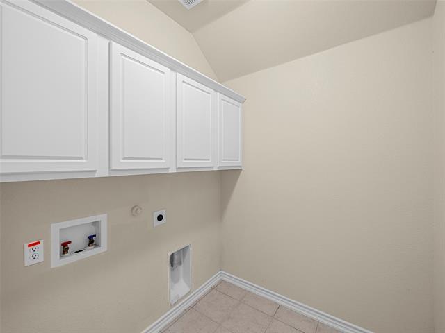 Building Photo - 5932 Clearwater Dr