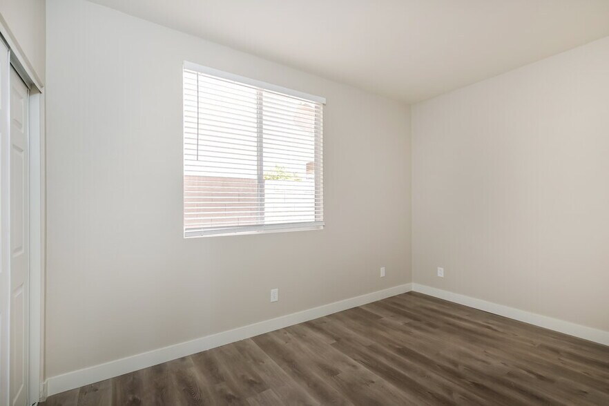 Building Photo - 354 Velino Ave