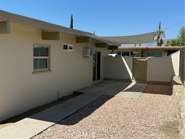 Building Photo - 1342 Opal Ave