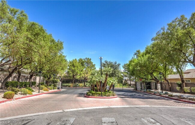 Building Photo - 10504 Narra Pl