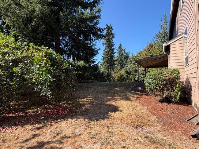 Building Photo - 708 NE 235th St