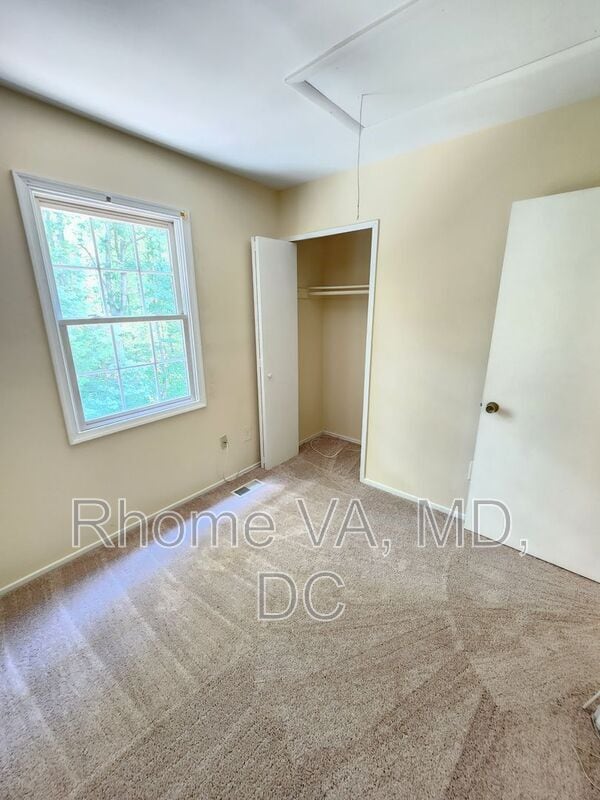 Building Photo - 7752 Matisse Way