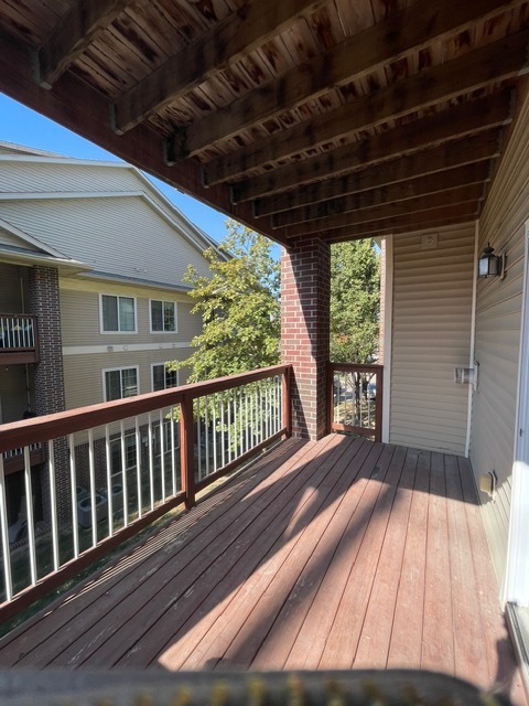 deck - 1820 W Benton St