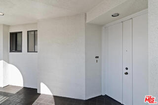 Building Photo - 2102 Century Park Ln