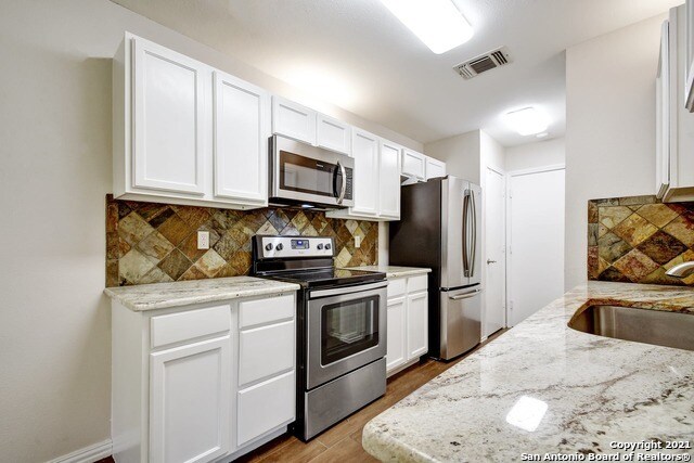 Building Photo - 8107 Rustic Park