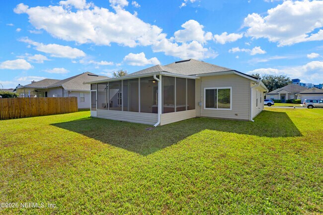 Building Photo - 695 Sid Dr