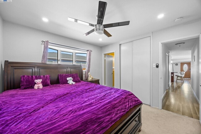 Building Photo - 19695 Bernal St