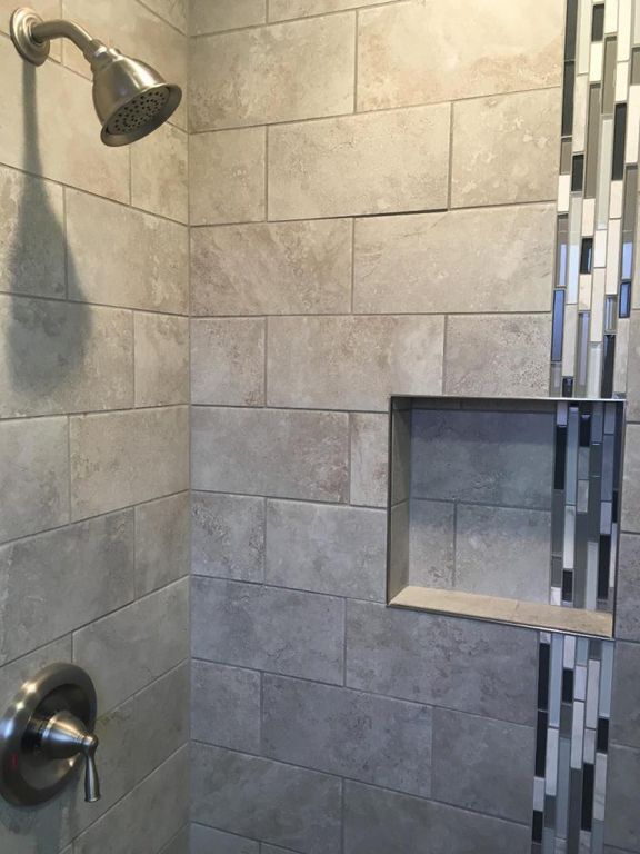 Shower - 3121 Alhambra Ave