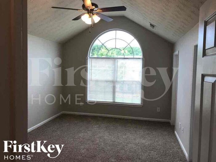 Building Photo - 4214 Kensington Cove