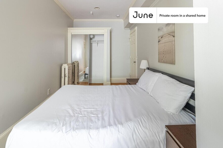Building Photo - Room in Shared 5 bed/2 bath home in Brighton