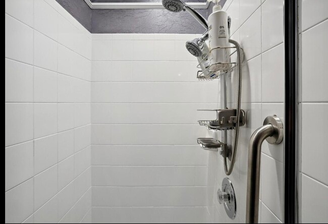 Building Photo - 7823 Bridlington Dr