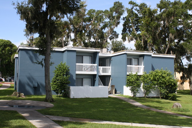 Building Photo - Oak Park Apartments