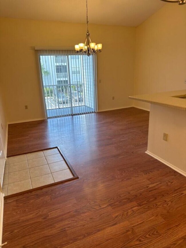 Building Photo - 1222 Bermuda Lakes Ln