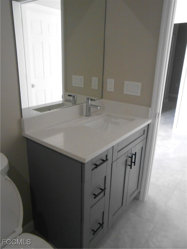 Building Photo - 937 Graystone Ave