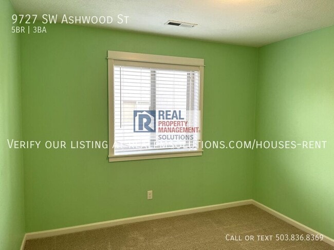 Building Photo - 9727 SW Ashwood St