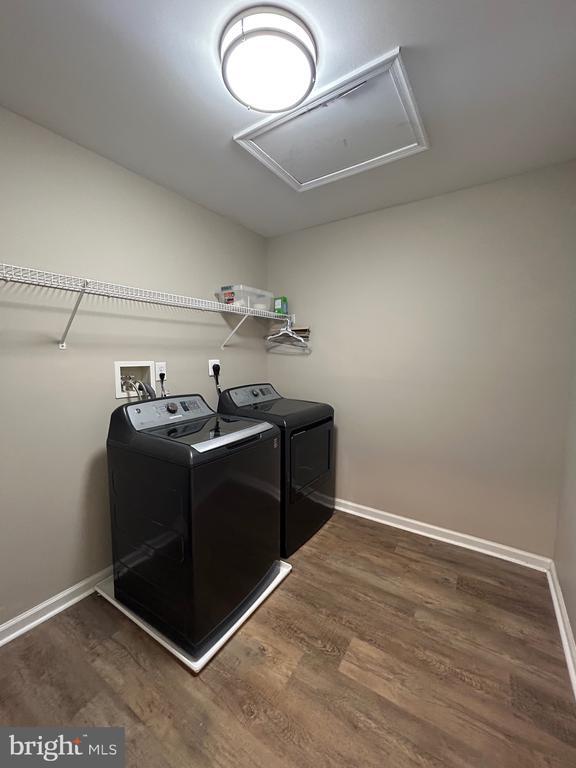 Building Photo - 606 Gunpowder Ct