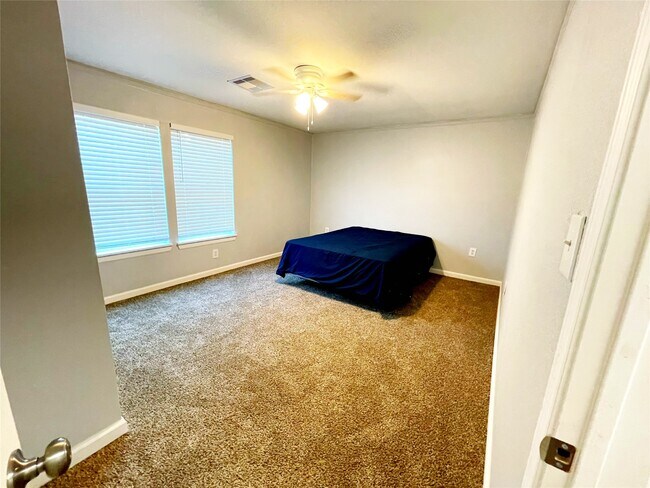 Building Photo - 3627 Keeland St