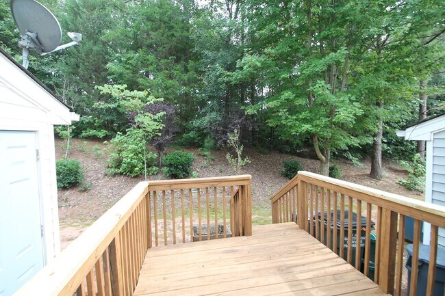 Building Photo - 7309 Sun Dance Dr