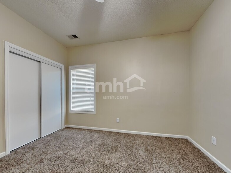 Building Photo - 38 Alston Park Dr