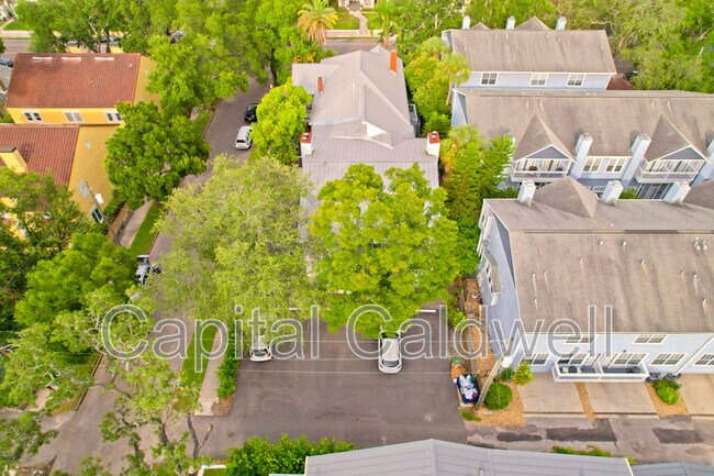 Building Photo - 911 S Rome Ave