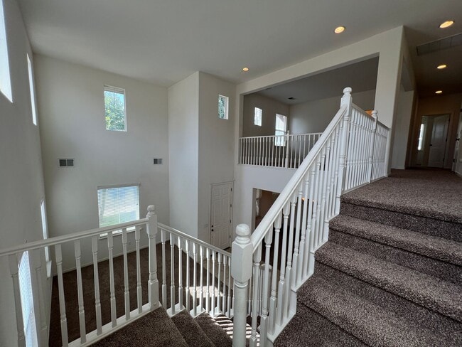 Building Photo - 2553 Acapulco Way