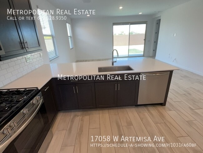 Building Photo - 17058 W Artemisa Ave